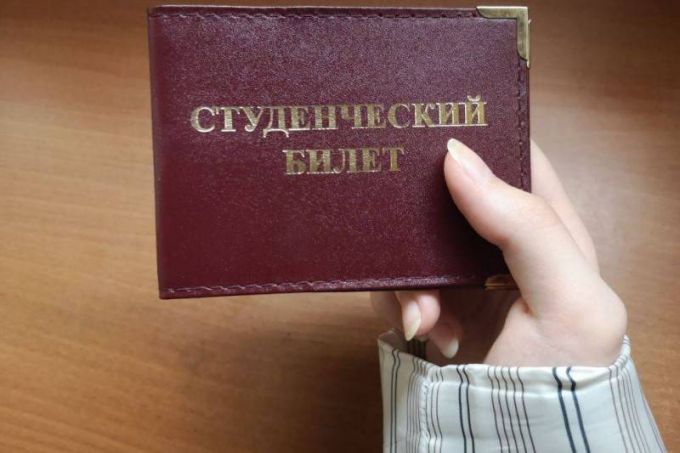 На Ямале студенты могут претендовать на поощрение от губернатора