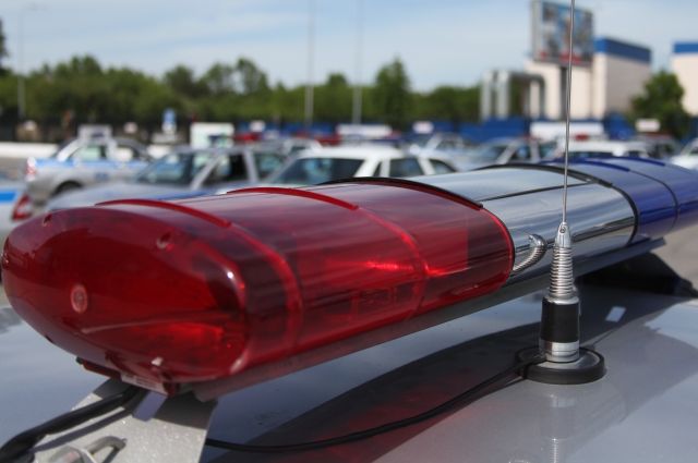 На Ямале в ночном ДТП столкнулись три иномарки