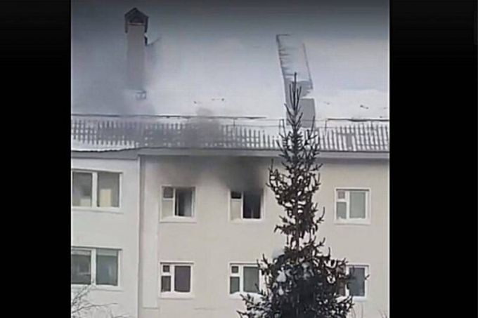 Пожар практически выжег кухню в многоквартирном доме в Надыме