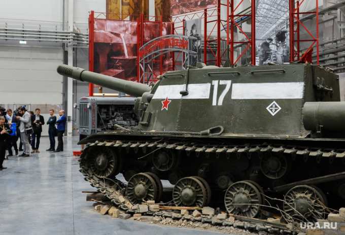 Ямальцев возмутил «пивной танк Победы»