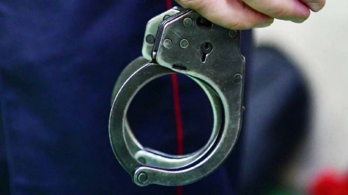 Житель Пуровского района попал под суд за пьяное нападение на полицейских