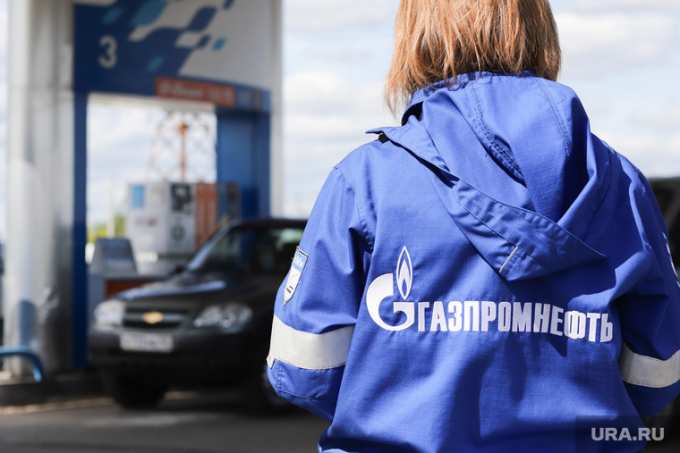 На Ямале массово увольняют сотрудников автозаправок