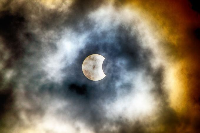 Ямальцы сфотографировали солнечное затмение
