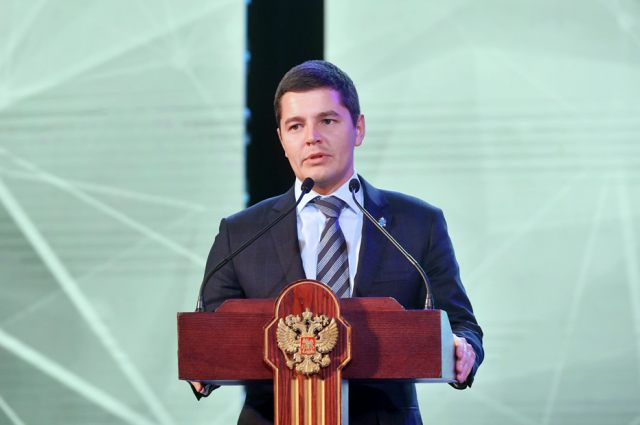 Глава ЯНАО принял участие в награждении победителей конкурса профмастерства