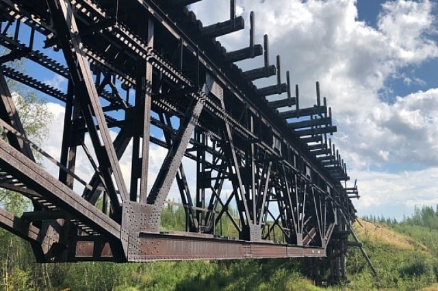 На Ямале два железнодорожных моста признали объектами культурного наследия