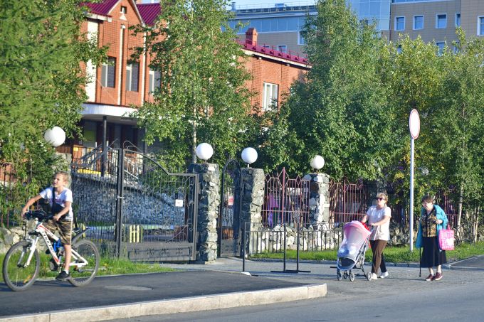 Для Ямала прогнозируют новый пик третьей волны или начало четвертой на осень