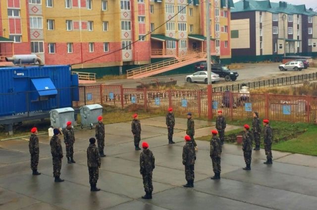 На Ямале проходят военно-полевые сборы для школьников