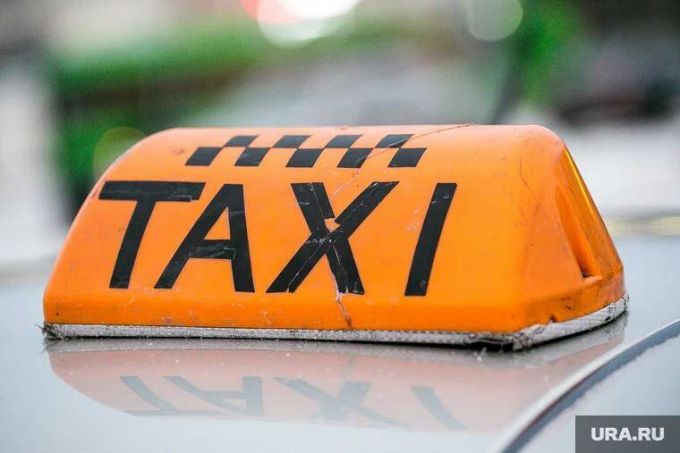 Таксисты в ЯНАО нашли способ отказываться от невыгодных заказов