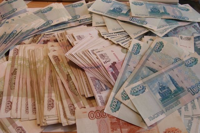 Мастер из нового Уренгоя обманул рабочих и заказчика