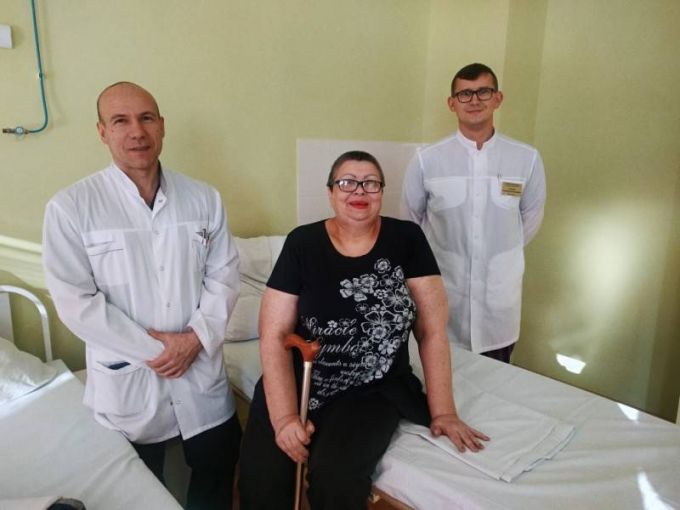 Онкологи Нового Уренгоя удалили женщине опухоль размером с футбольный мяч