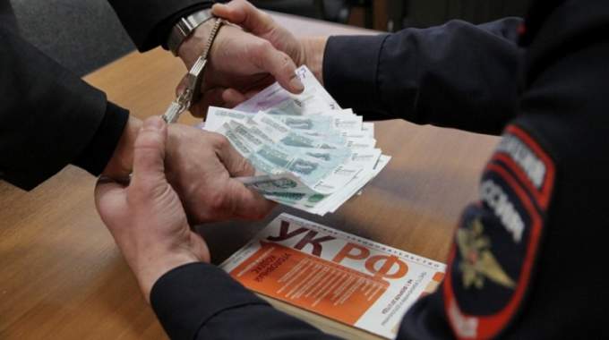 В Газпроме подчиненные платят своим начальникам откаты. 
