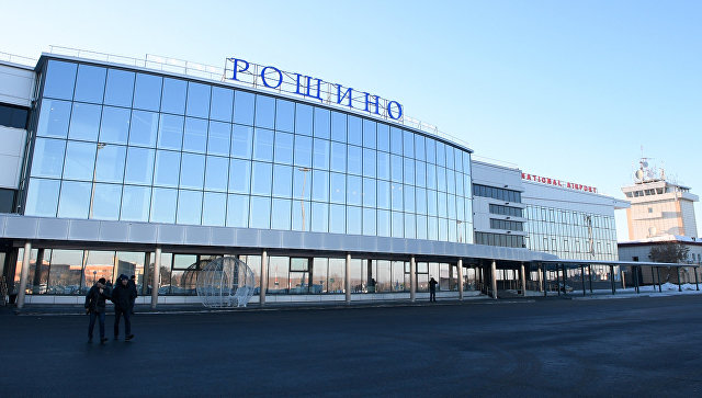 Пассажир авиарейса из Надыма скончался в аэропорту «Рощино»