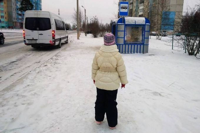 В Ноябрьске с понедельника возобновляют бесплатный проезд для школьников