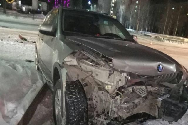 В Надыме лишённый прав водитель устроил ДТП