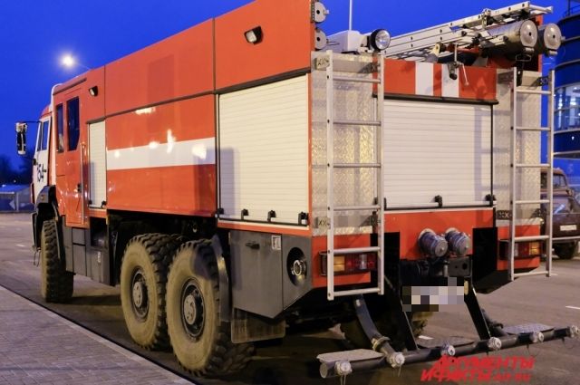 В Салехарде 29 ноября сгорел двухэтажный дом на улице Свердлова