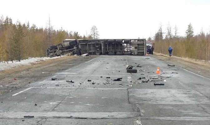 На автодороге Сургут - Салехард погиб водитель.  
