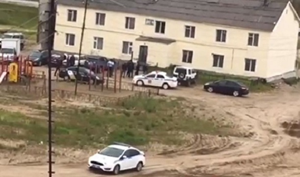 Полицейские при задержании ранили вооруженного пистолетом жителя Нового Уренгоя
