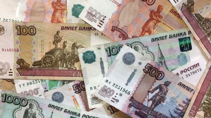 Сотрудника Управления муниципального хозяйства Нового Уренгоя подозревают в получении крупной взятки
