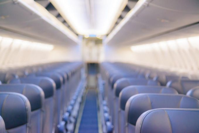 Самолёт рейса №5331 Новосибирск-Ноябрьск совершил вынужденную посадку в Нижневартовске