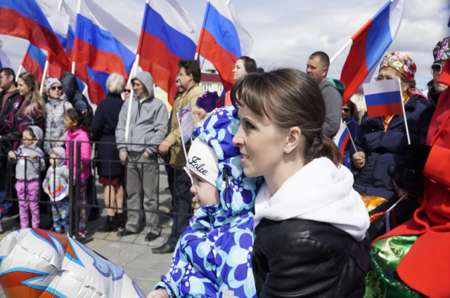 На Ямале отмечают День народного единства митингами и концертами