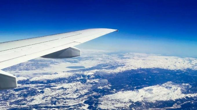 В Сабетте самолет Utair благополучно сел после отказа двигателя
