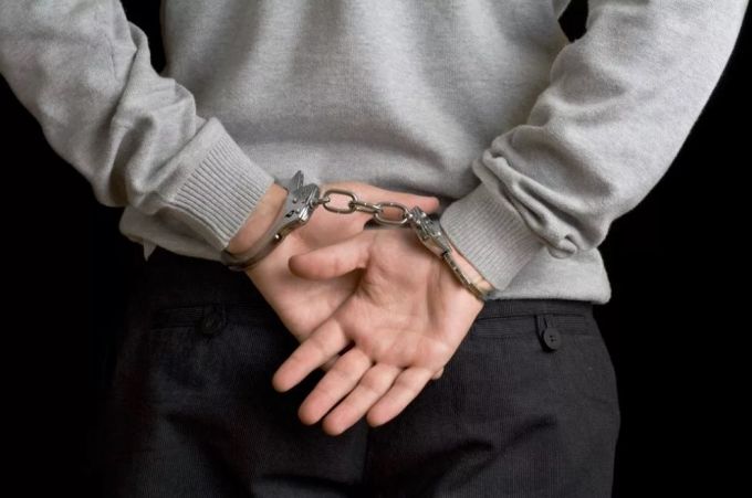 Жительница Нового Уренгоя просит оправдать насильника своей 12-летней дочери