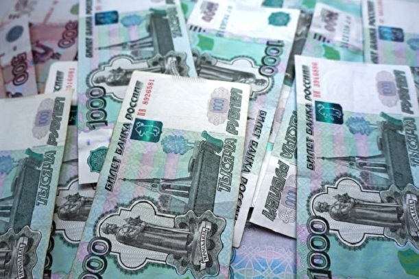 Медведев наградил деньгами успешных губернаторов. Сколько получили в «тюменской матрешке»