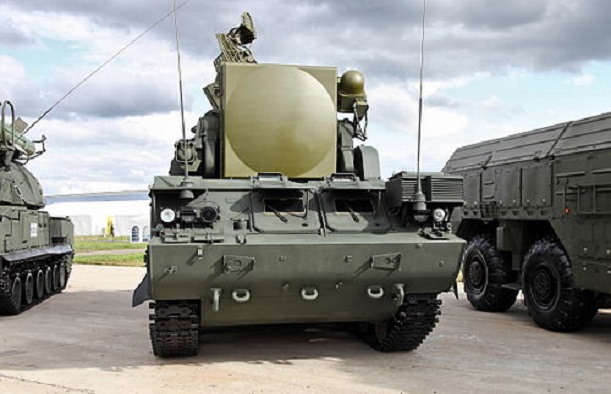 Впервые на параде Победы представят арктическую военную технику