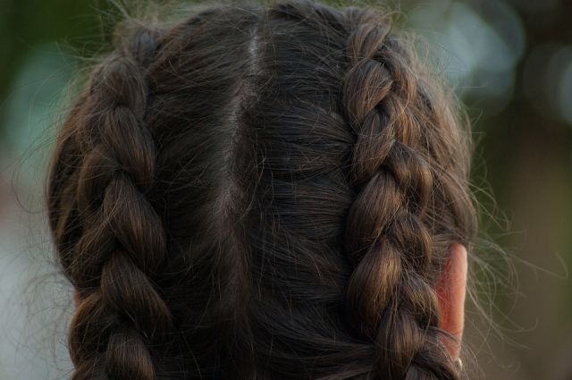 Ямальским родителям напоминают о педикулезе