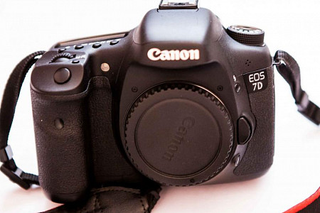 Фотоаппарат Canon EOS 7D (Body)