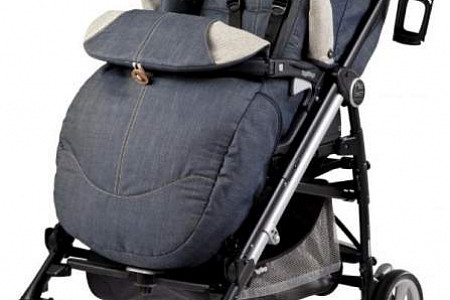 Продам коляску Peg-Perego Pliko Switch Easy Drive