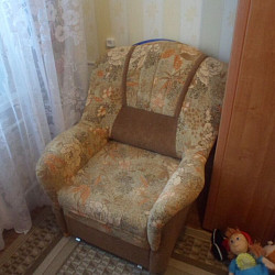 продается угловой диван и кресло-кровать