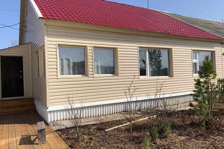 Продам квартиру с выходом на собственный земельный участок